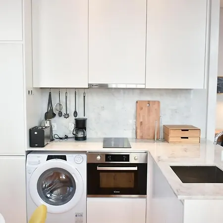 Lägenhet And Comfortable -downtown Oporto