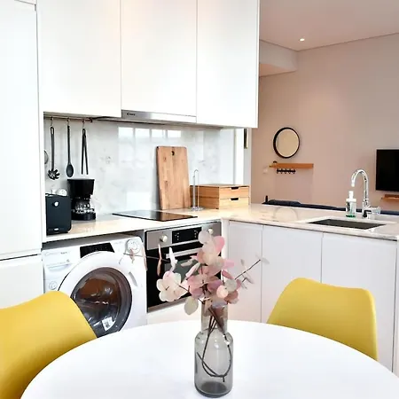 And Comfortable -downtown * ポルト