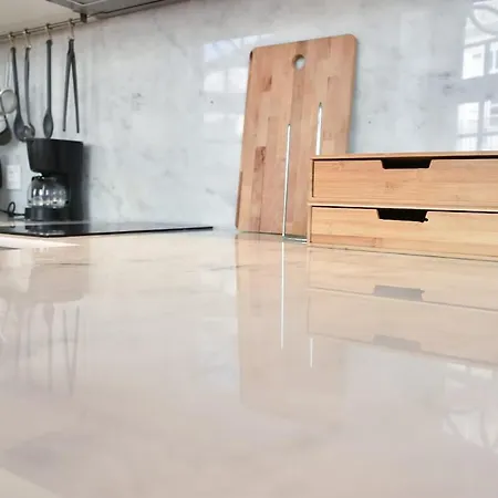 And Comfortable -downtown アパート ポルト