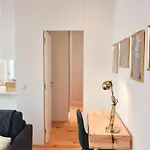 And Comfortable -downtown Oporto