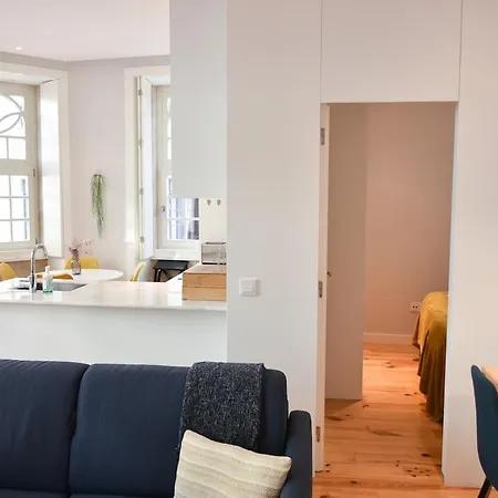 Apartment And Comfortable -downtown