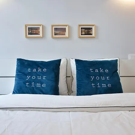 And Comfortable -downtown Apartmán Porto