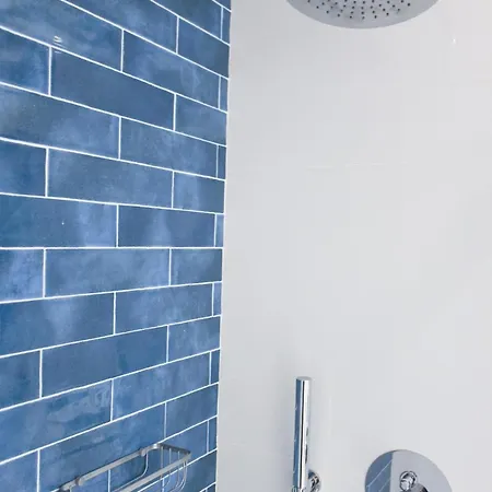 Apartment And Comfortable -downtown